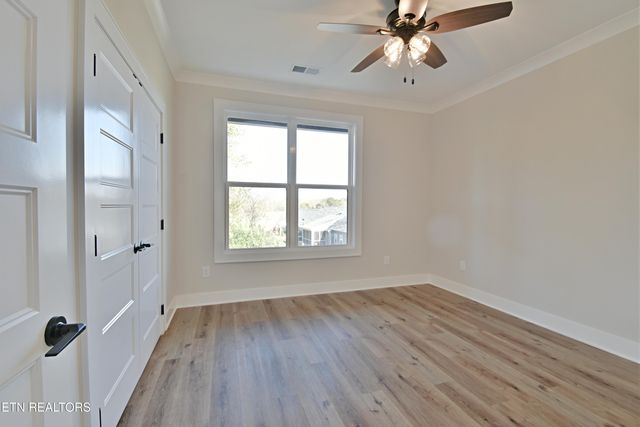106 Ootsima Way, Loudon, TN 37774