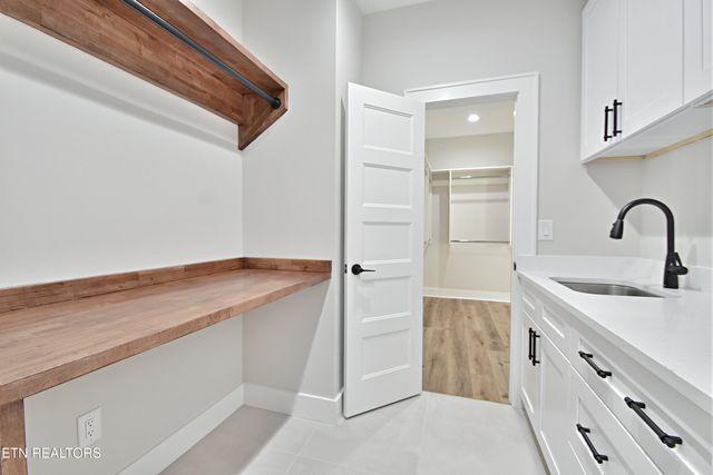 106 Ootsima Way, Loudon, TN 37774