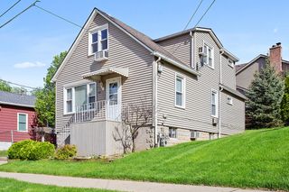 512 Porter Street 2, Lemont, IL 60439