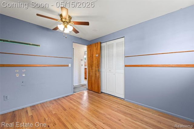 1348 N Charlesworth Street, Dearborn Heights, MI 48127
