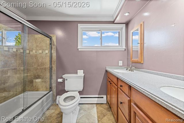 1348 N Charlesworth Street, Dearborn Heights, MI 48127
