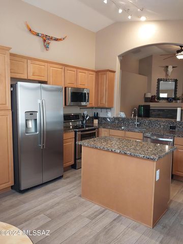 9674 E Country Court, Tucson, AZ 85749