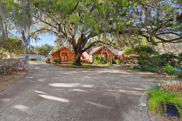 7 HICKORY HEAD HAMMOCK, The Villages, FL 32159