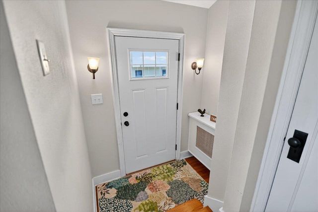 6105 Rivercrest Drive, Mcfarland, WI 53558