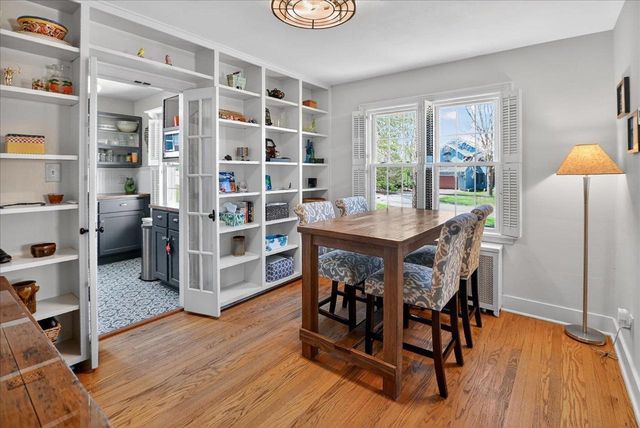 6105 Rivercrest Drive, Mcfarland, WI 53558