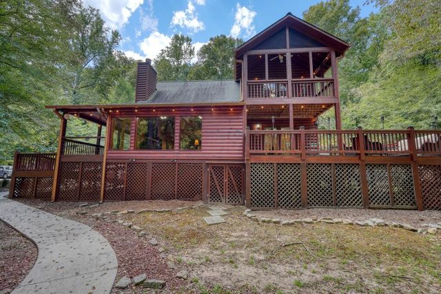 135 Muller Lane, Ellijay, GA 30540
