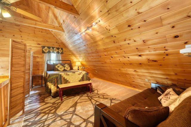 135 Muller Lane, Ellijay, GA 30540