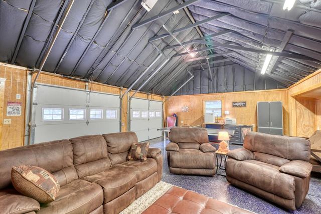 135 Muller Lane, Ellijay, GA 30540