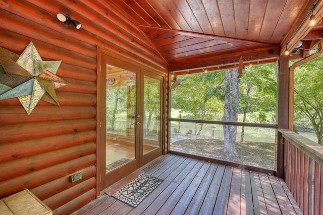 135 Muller Lane, Ellijay, GA 30540