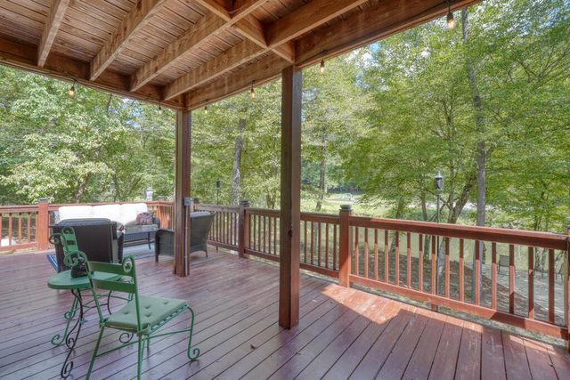135 Muller Lane, Ellijay, GA 30540