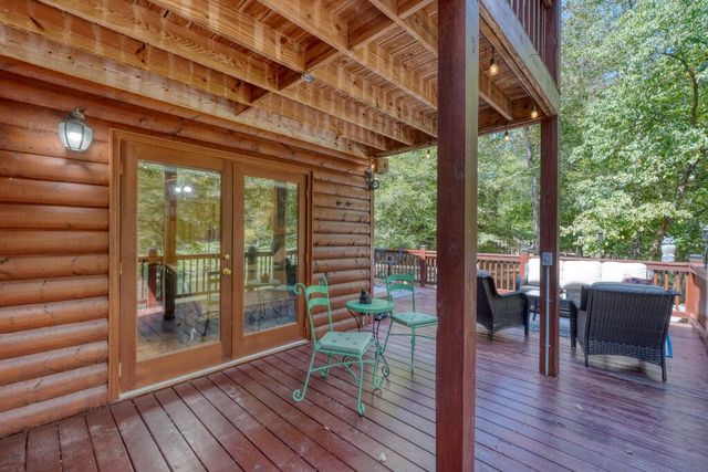 135 Muller Lane, Ellijay, GA 30540