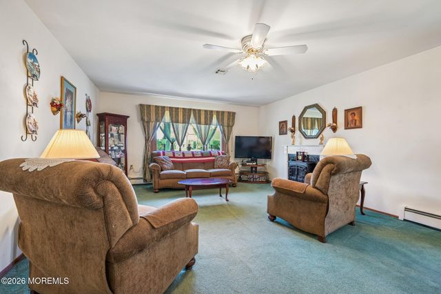204 Pulaski Boulevard, Toms River, NJ 08757