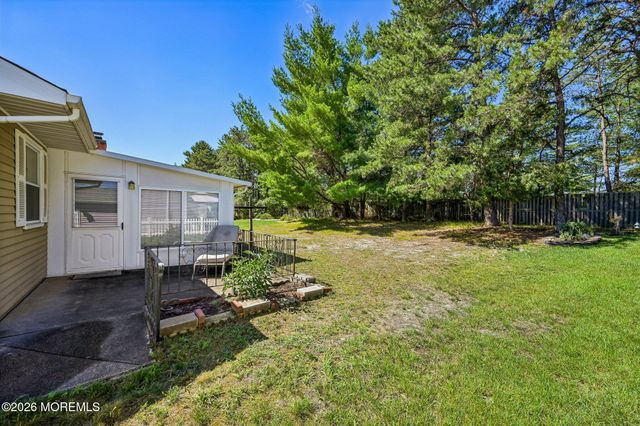 204 Pulaski Boulevard, Toms River, NJ 08757