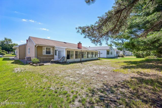 204 Pulaski Boulevard, Toms River, NJ 08757