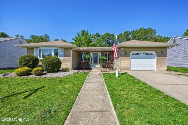 204 Pulaski Boulevard, Toms River, NJ 08757