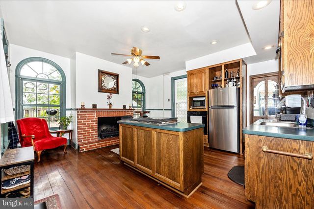 124 E MAIN ST, Middletown, MD 21769