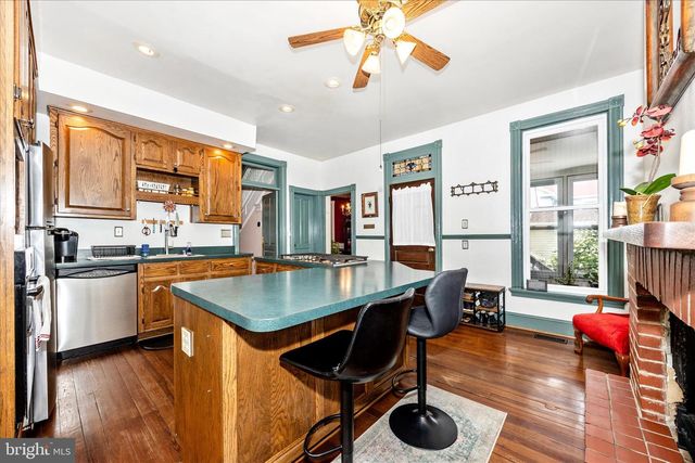 124 E MAIN ST, Middletown, MD 21769