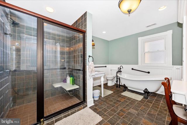 124 E MAIN ST, Middletown, MD 21769