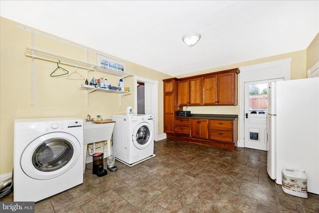 124 E MAIN ST, Middletown, MD 21769