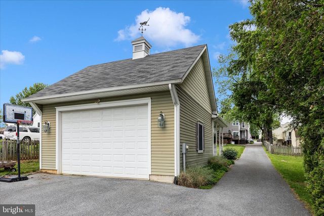 124 E MAIN ST, Middletown, MD 21769