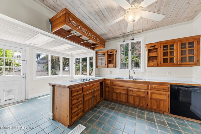 221 NORTH Street, Green Cove Springs, FL 32043