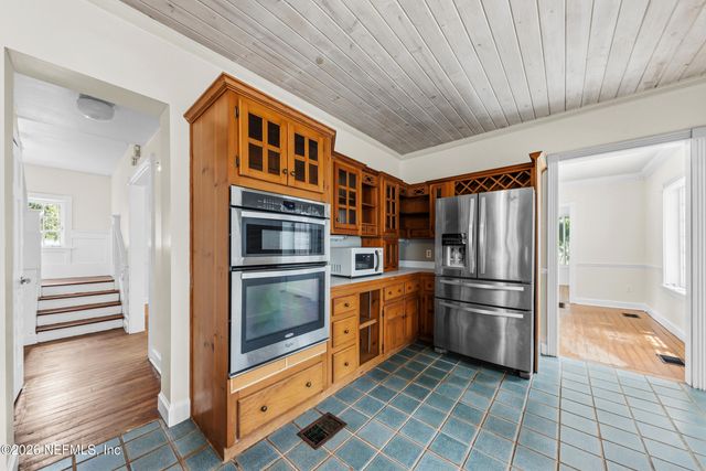221 NORTH Street, Green Cove Springs, FL 32043