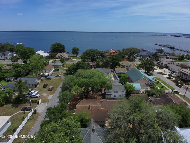 221 NORTH Street, Green Cove Springs, FL 32043