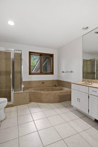 10300 27th Avenue N, Plymouth, MN 55441