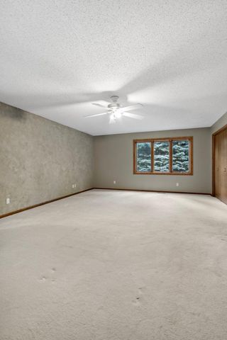 10300 27th Avenue N, Plymouth, MN 55441