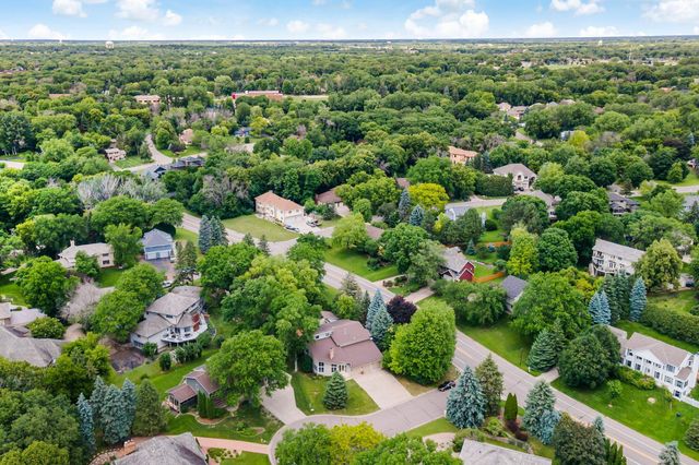 10300 27th Avenue N, Plymouth, MN 55441