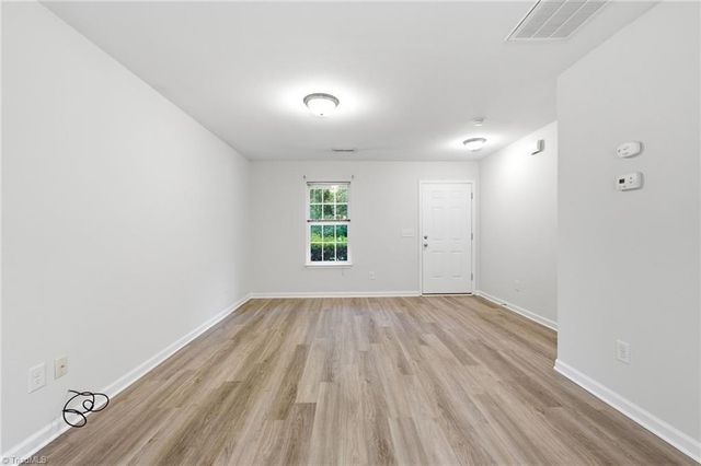 1475 Worchester Street, Kernersville, NC 27284