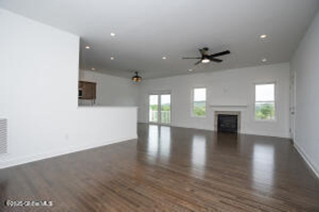 922 Ridge View Circle, Schodack, NY 12033