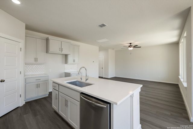 15407 Ivory Hills, San Antonio, TX 78247