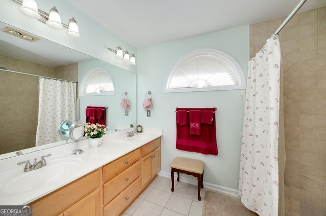 125 Pinnacle Lane, Mcdonough, GA 30253