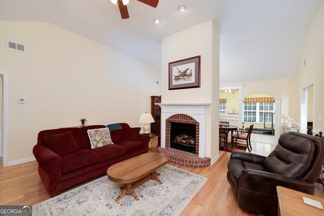 125 Pinnacle Lane, Mcdonough, GA 30253