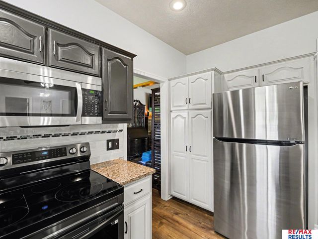 14210 S 30th Avenue, Bellevue, NE 68123