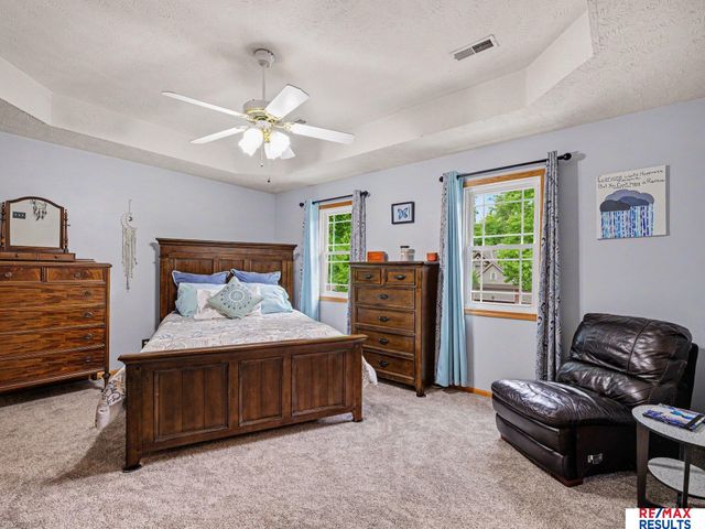 14210 S 30th Avenue, Bellevue, NE 68123