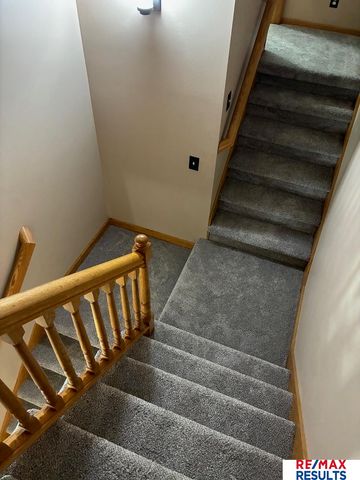 14210 S 30th Avenue, Bellevue, NE 68123