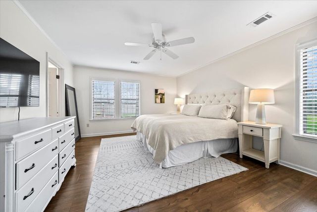 8787 KNOB OAK CV, Germantown, TN 38139