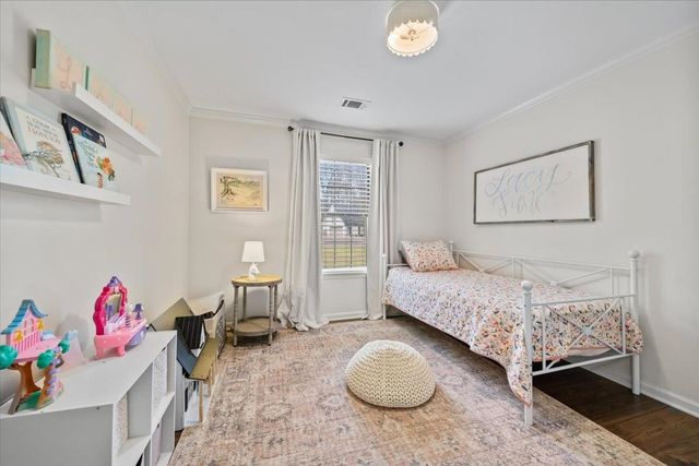 8787 KNOB OAK CV, Germantown, TN 38139