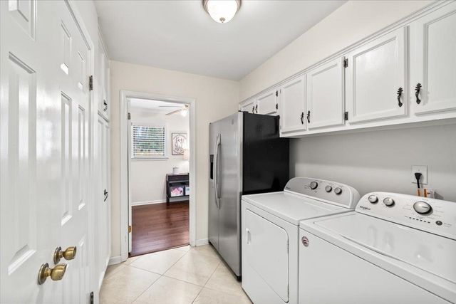 8787 KNOB OAK CV, Germantown, TN 38139