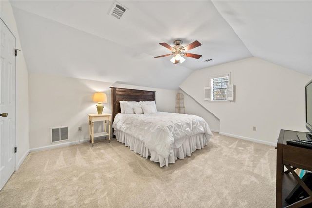 8787 KNOB OAK CV, Germantown, TN 38139