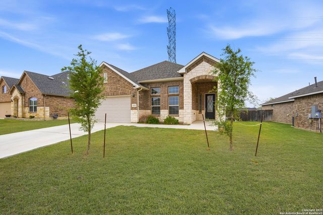 5122 Village Park, Schertz, TX 78154