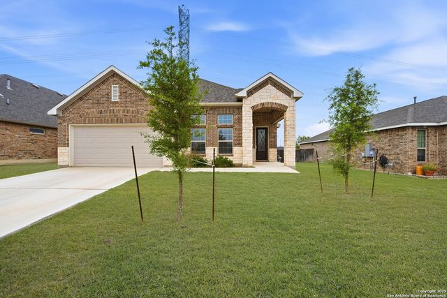 5122 Village Park, Schertz, TX 78154
