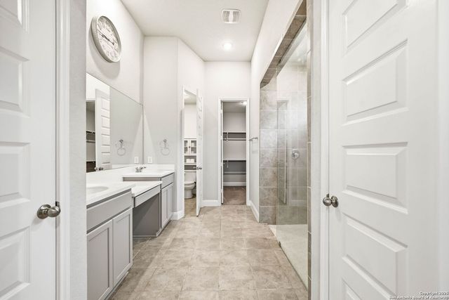 5122 Village Park, Schertz, TX 78154