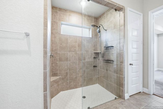 5122 Village Park, Schertz, TX 78154