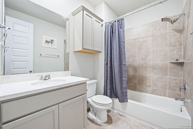 5122 Village Park, Schertz, TX 78154