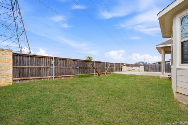 5122 Village Park, Schertz, TX 78154