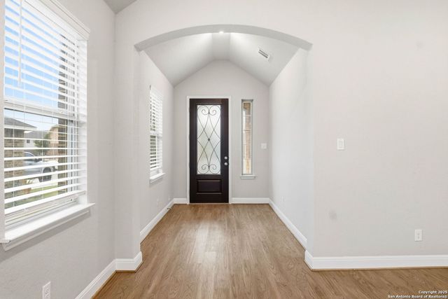 5122 Village Park, Schertz, TX 78154