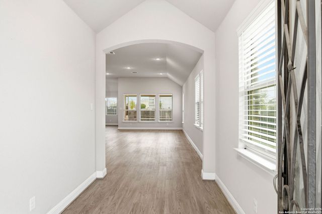 5122 Village Park, Schertz, TX 78154